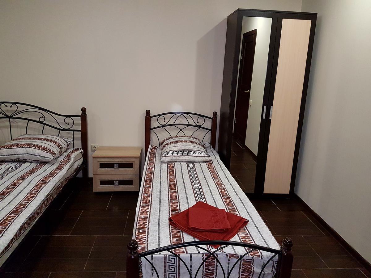 Guest House Black Sea Pizunda Exterior photo